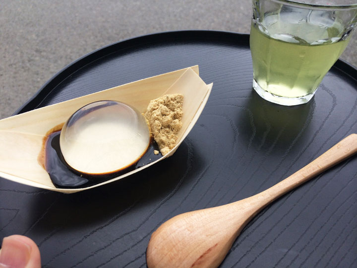 金精軒 韮崎店の水信玄餅