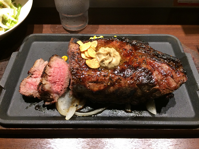 600グラムのステーキ