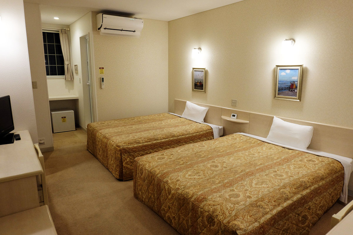 レギュラールーム