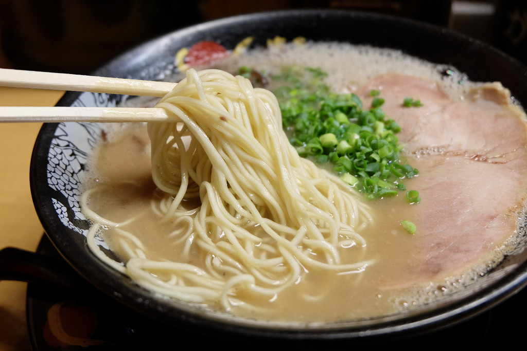 博多ラーメンの麺の硬さの種類とゆで時間一覧
