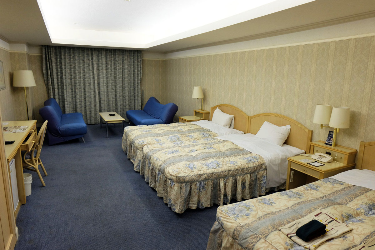 洋室トリプルタイプ