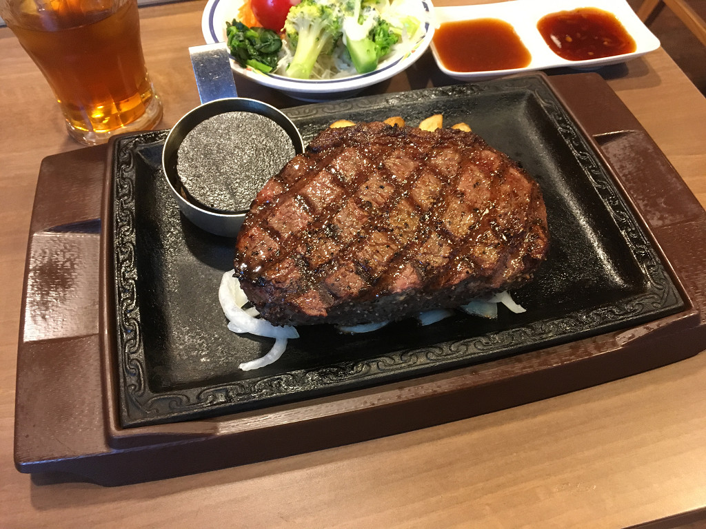 イチボの熟成赤身ステーキ 1ポンド(ステーキガスト 幡ヶ谷店 2017年4月)