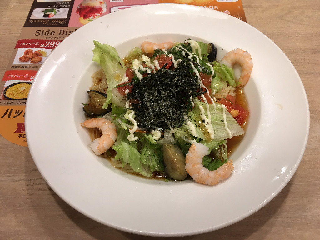糖質控えめ・海老と野菜のさっぱりサラダ麺(ガスト)