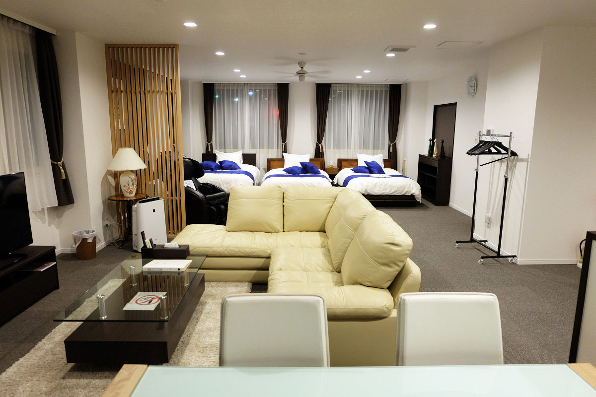 デラックス202 52畳