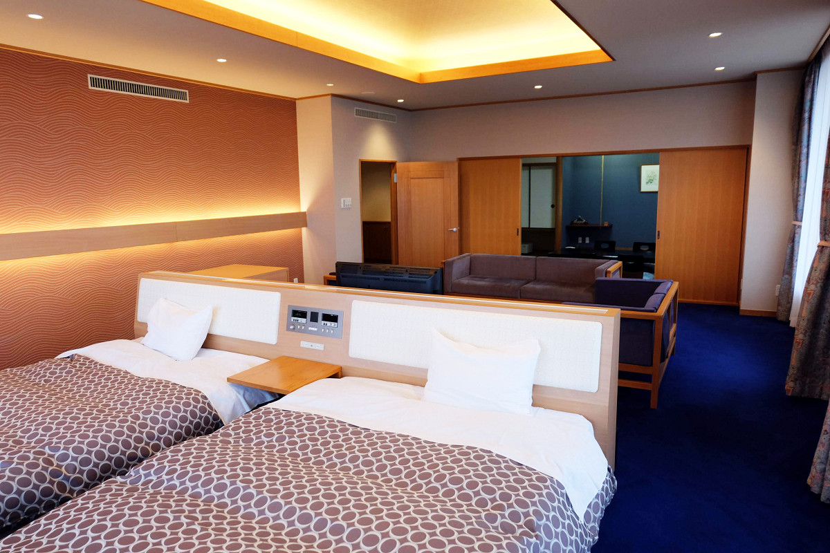 98平米 KKR沼津はまゆう(国家公務員共済組合連合会 沼津保養所) 広々特別室