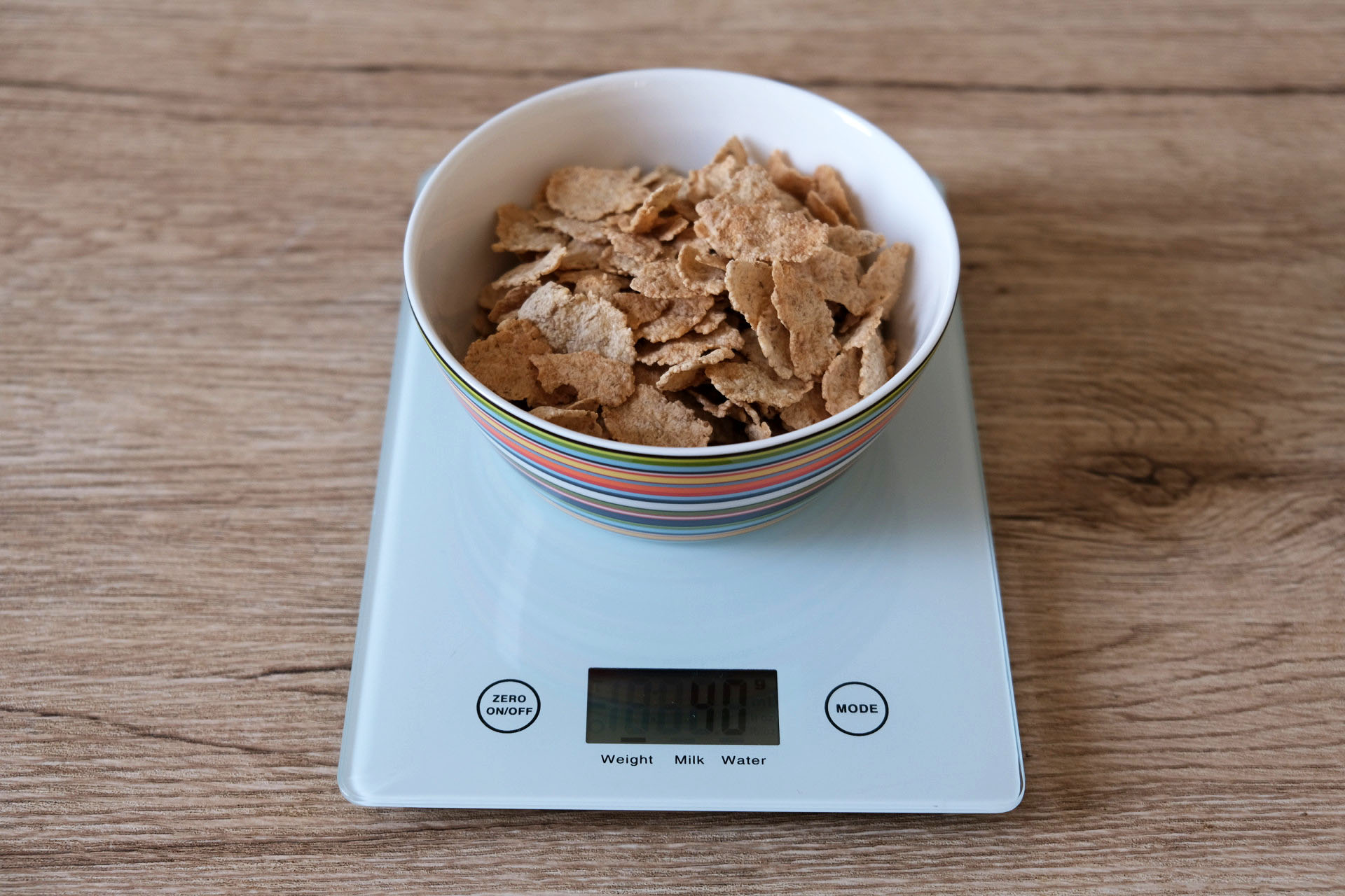 1食分の玄米フレーク40グラム