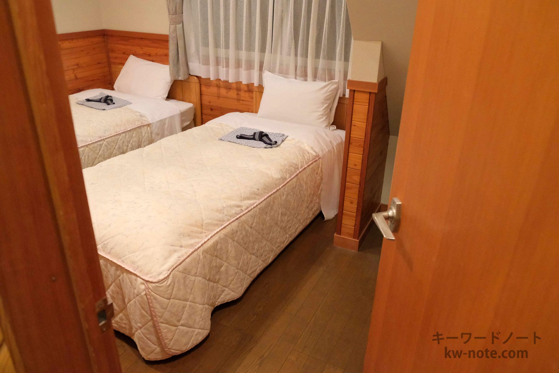 2階ベッドルーム