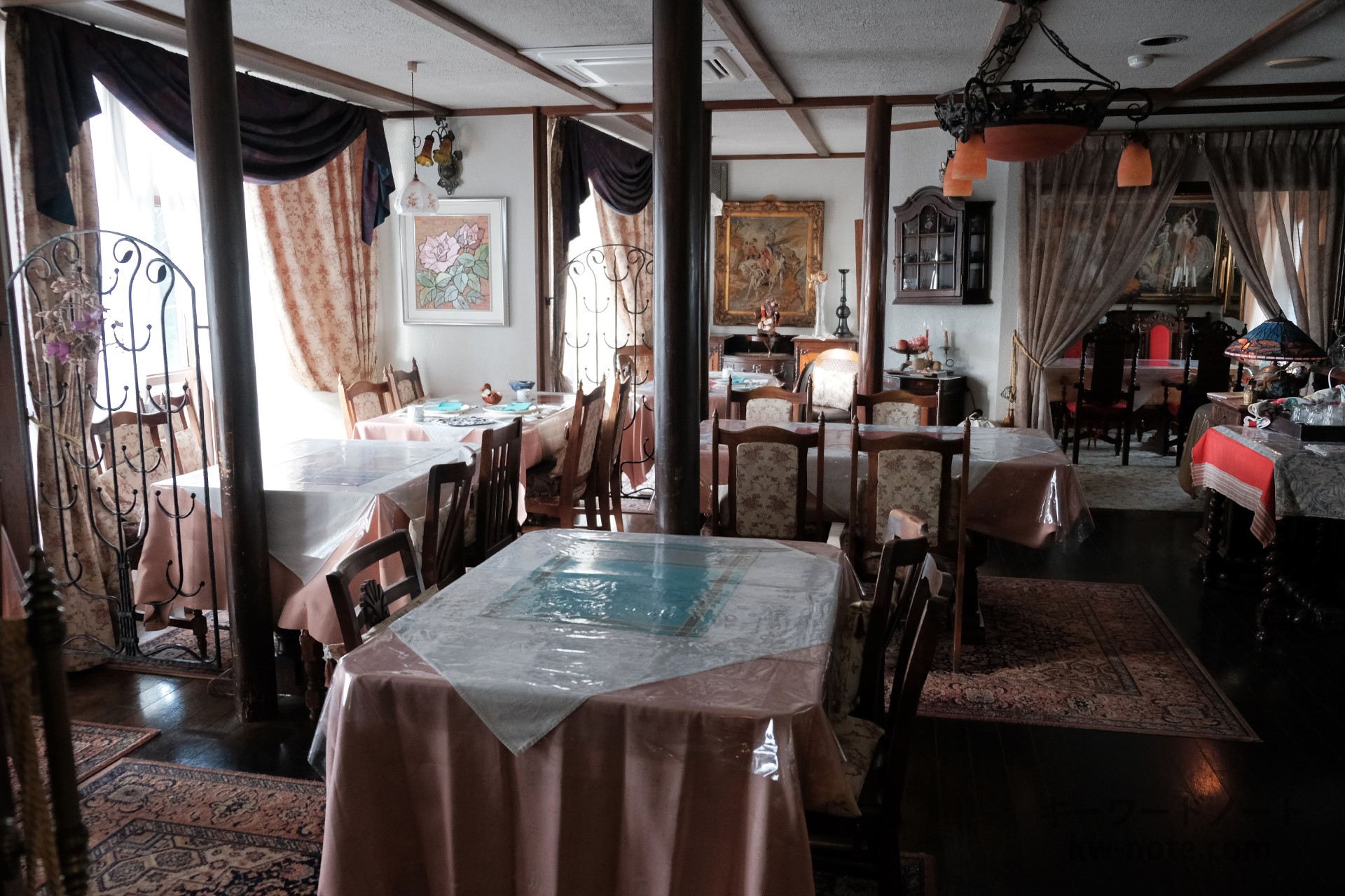 「ら・みらどーる」フランスをイメージした洋館＆アンティークな雰囲気のホテル