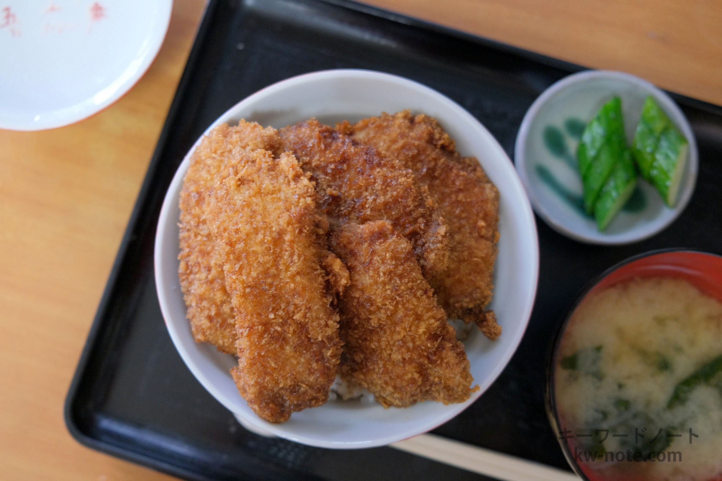 上から見たソースカツ丼