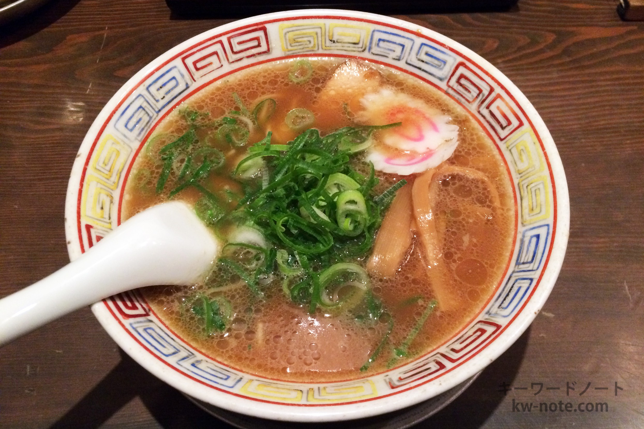 「丸美商店」和歌山駅の駅ビル地下1階の和歌山ラーメンのお店