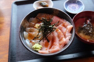 たきわ(地魚屋食堂滝輪)