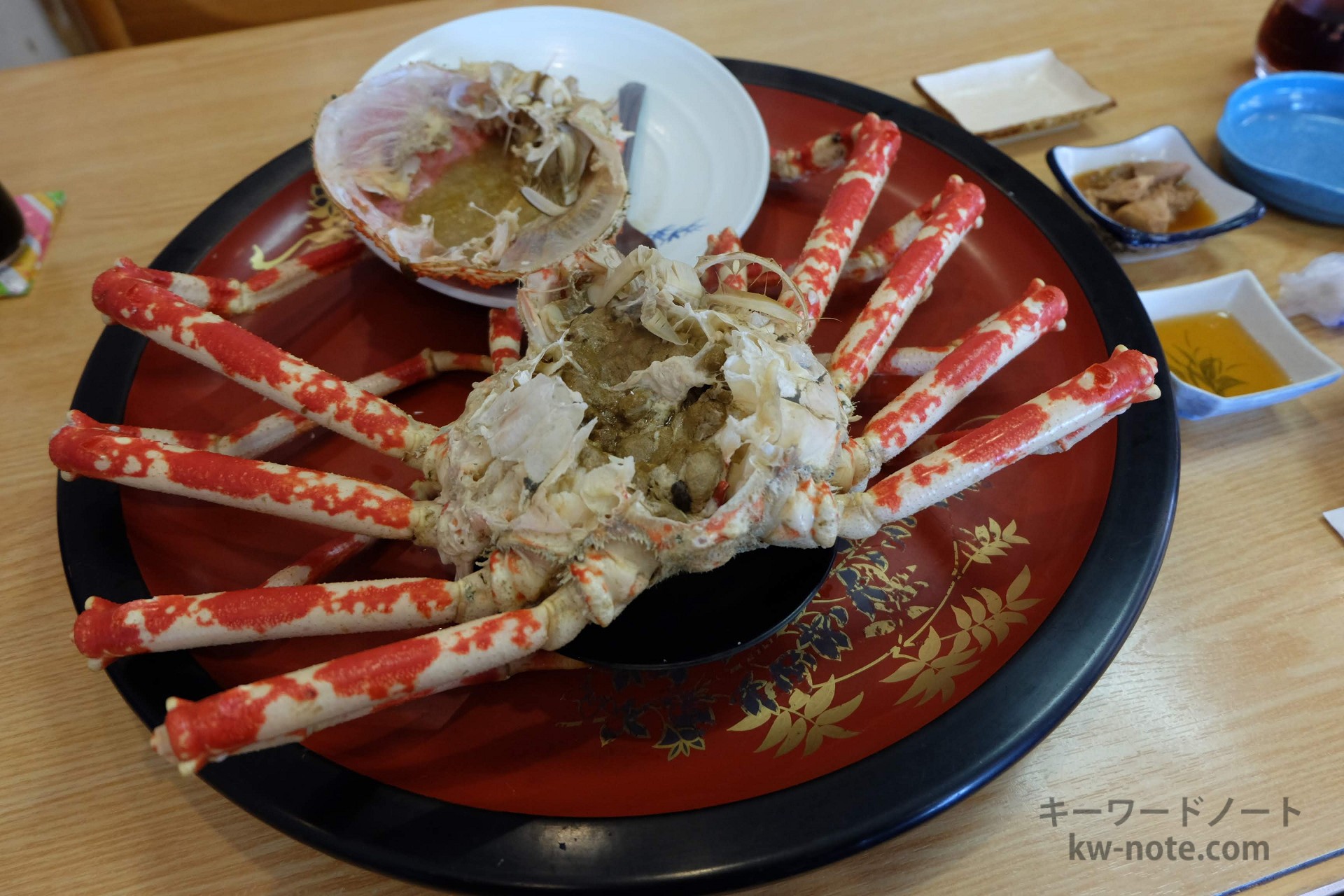 蒸した高足ガニ