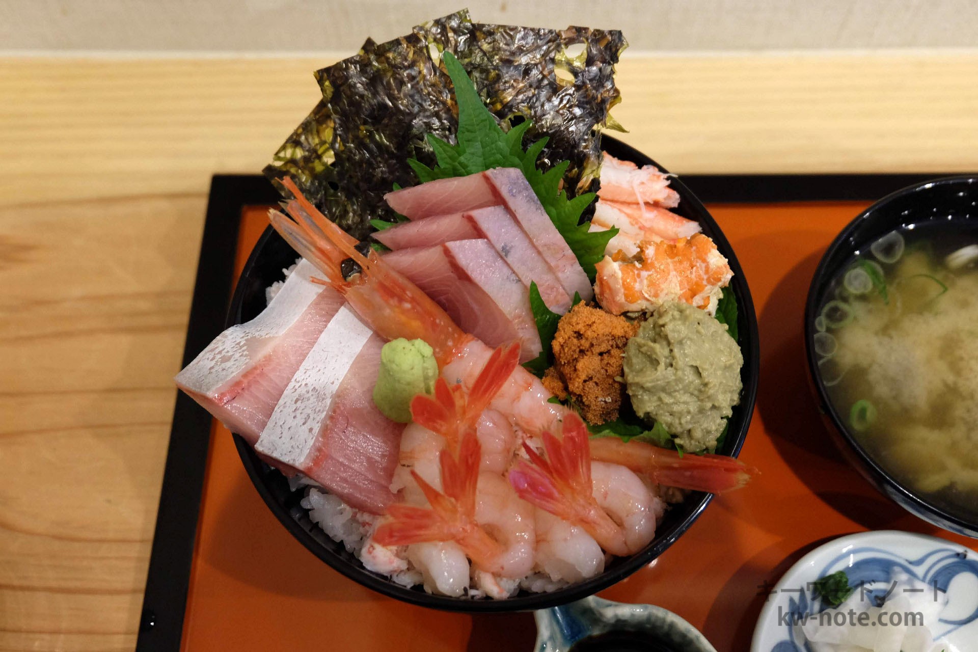 上から見た能登究極丼