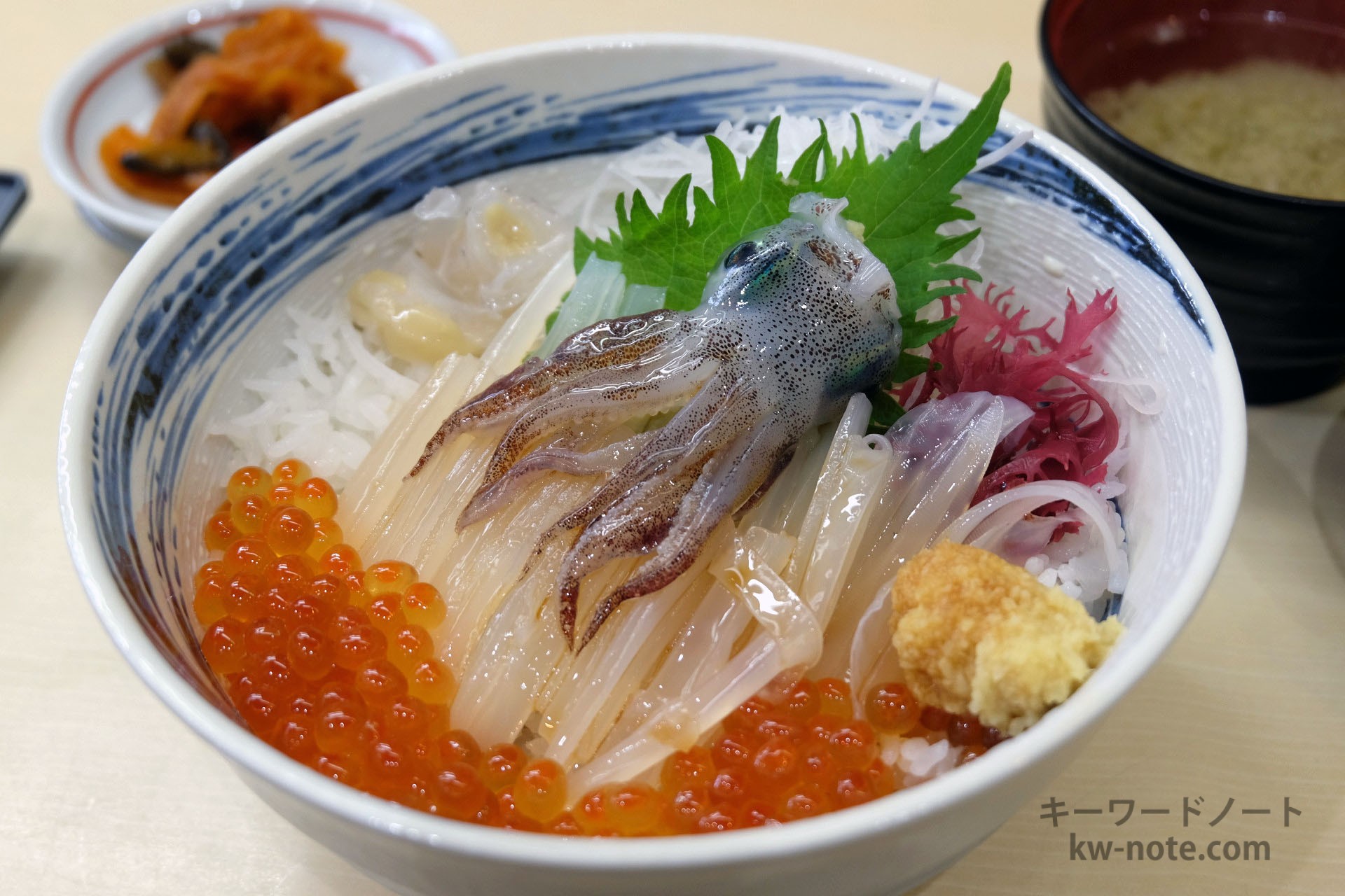 「一花亭 たびじ」函館のどんぶり横丁市場にある活いか踊り丼が有名な海鮮料理店