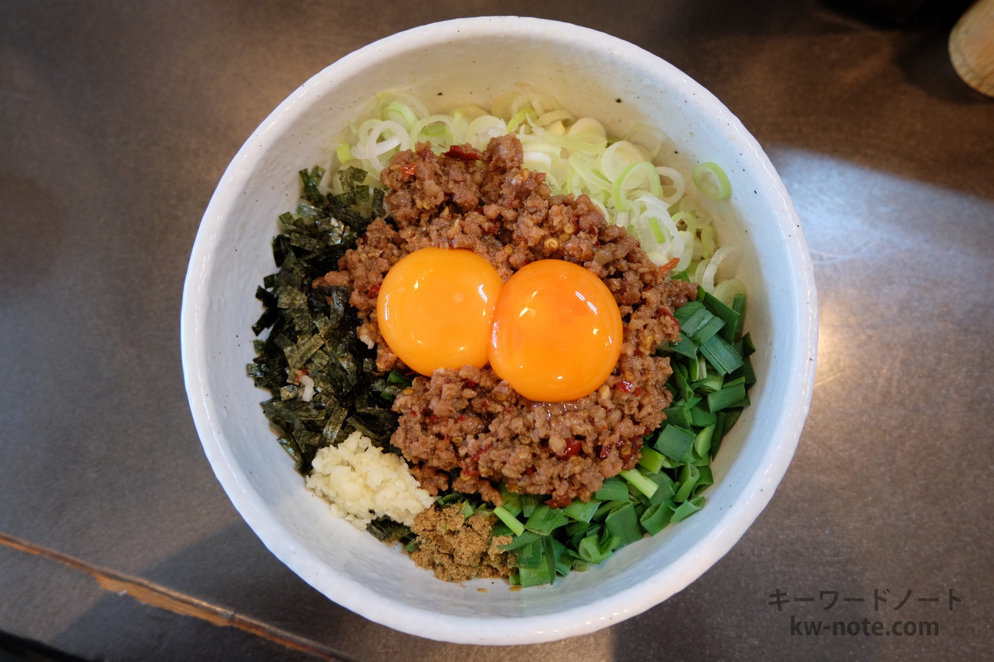 「らーめん まぜそば てっぺん 名古屋本店」台湾まぜそばの人気店